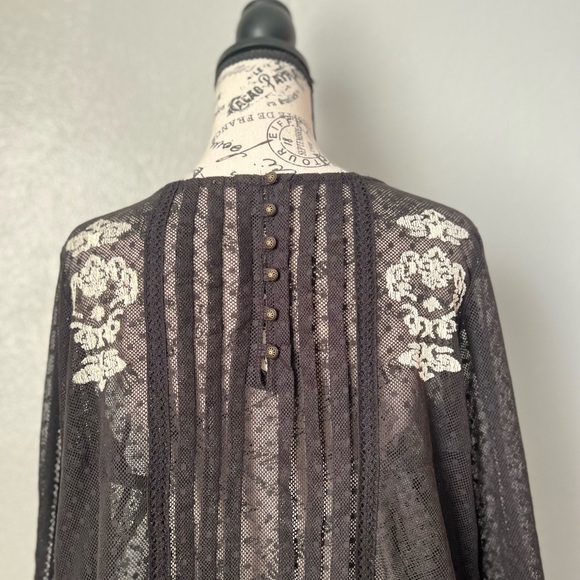 Free People Women's Black Jocelyn Pleated Dot Ruffle Lace Tunic Size Small - Picture 8 of 16